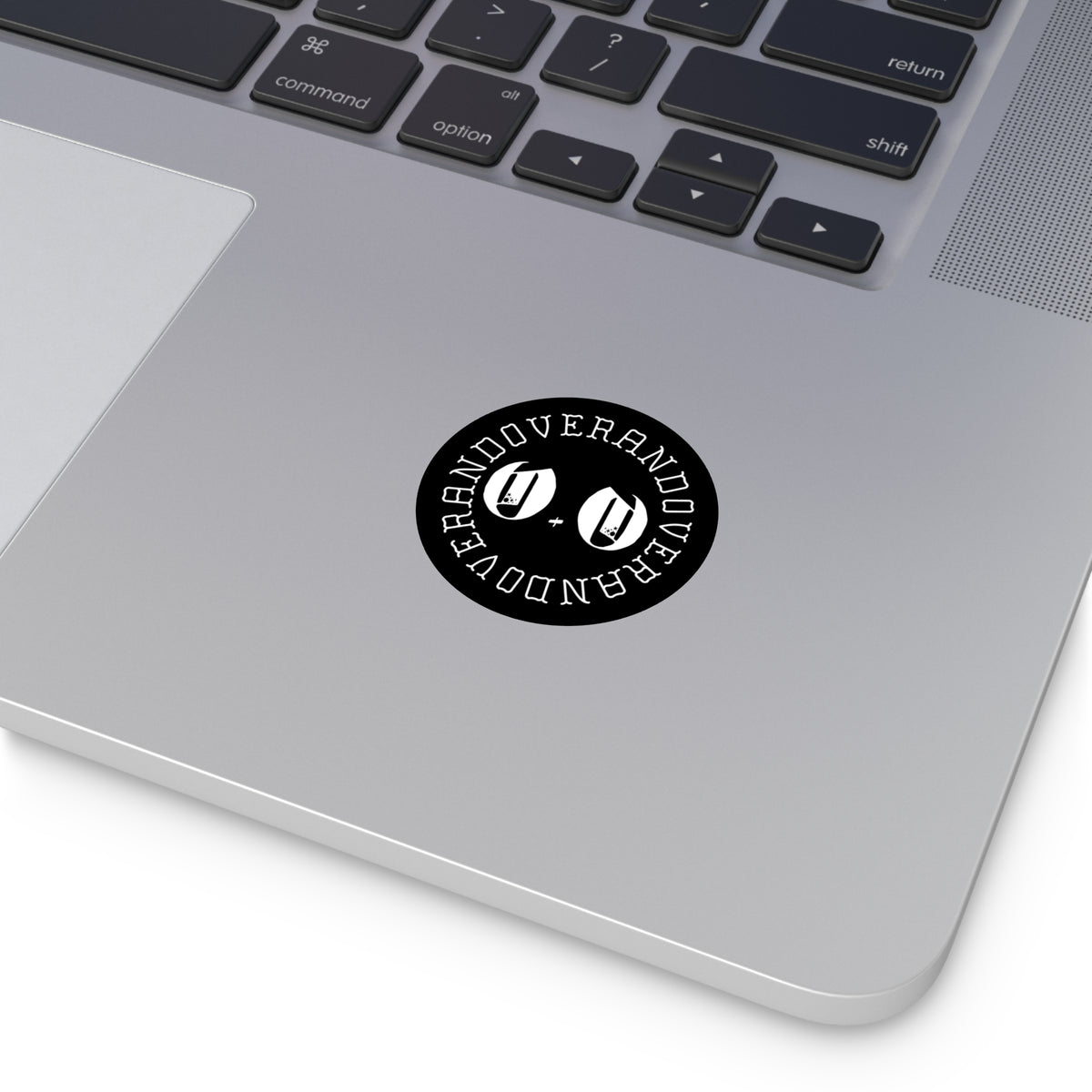 O+O logo sticker
